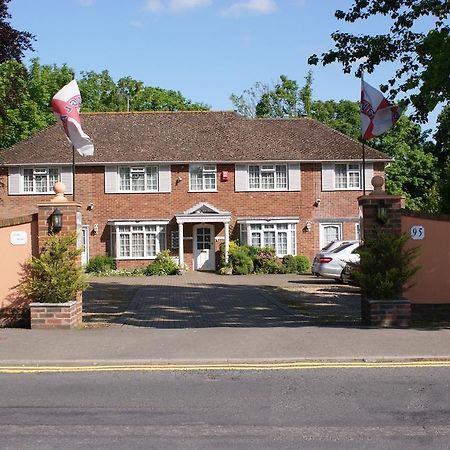 All Seasons Gatwick Guest House & Parking Horley Esterno foto