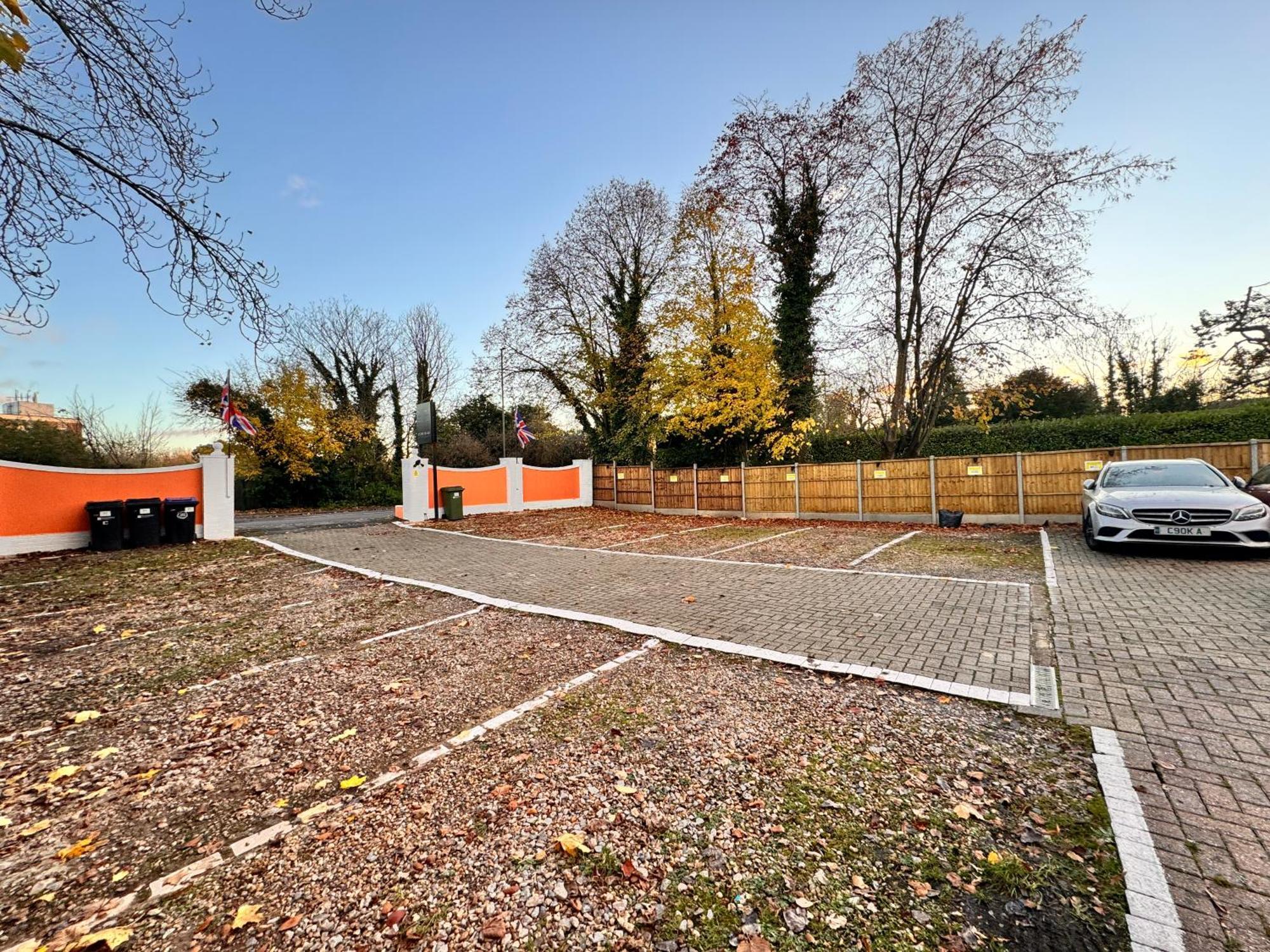 All Seasons Gatwick Guest House & Parking Horley Esterno foto